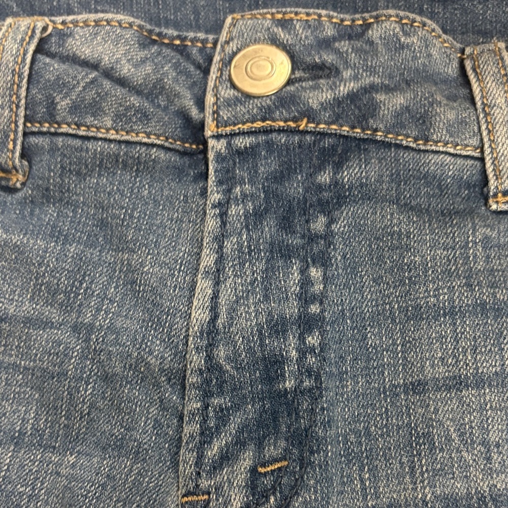 Time and Tru Light Blue Distressed Women's Jeans - Picture 7 of 8